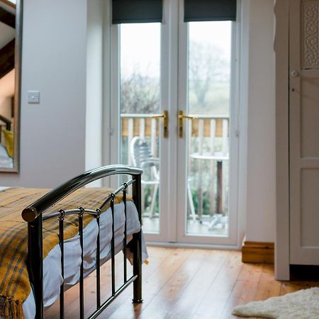 Pass The Keys Peaceful & Coastal 2 Bedroom Cottage Cardigan Buitenkant foto