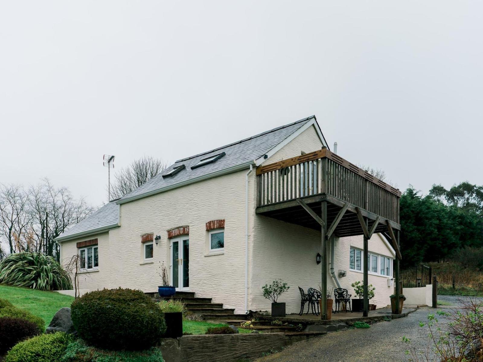 Pass The Keys Peaceful & Coastal 2 Bedroom Cottage Cardigan Buitenkant foto