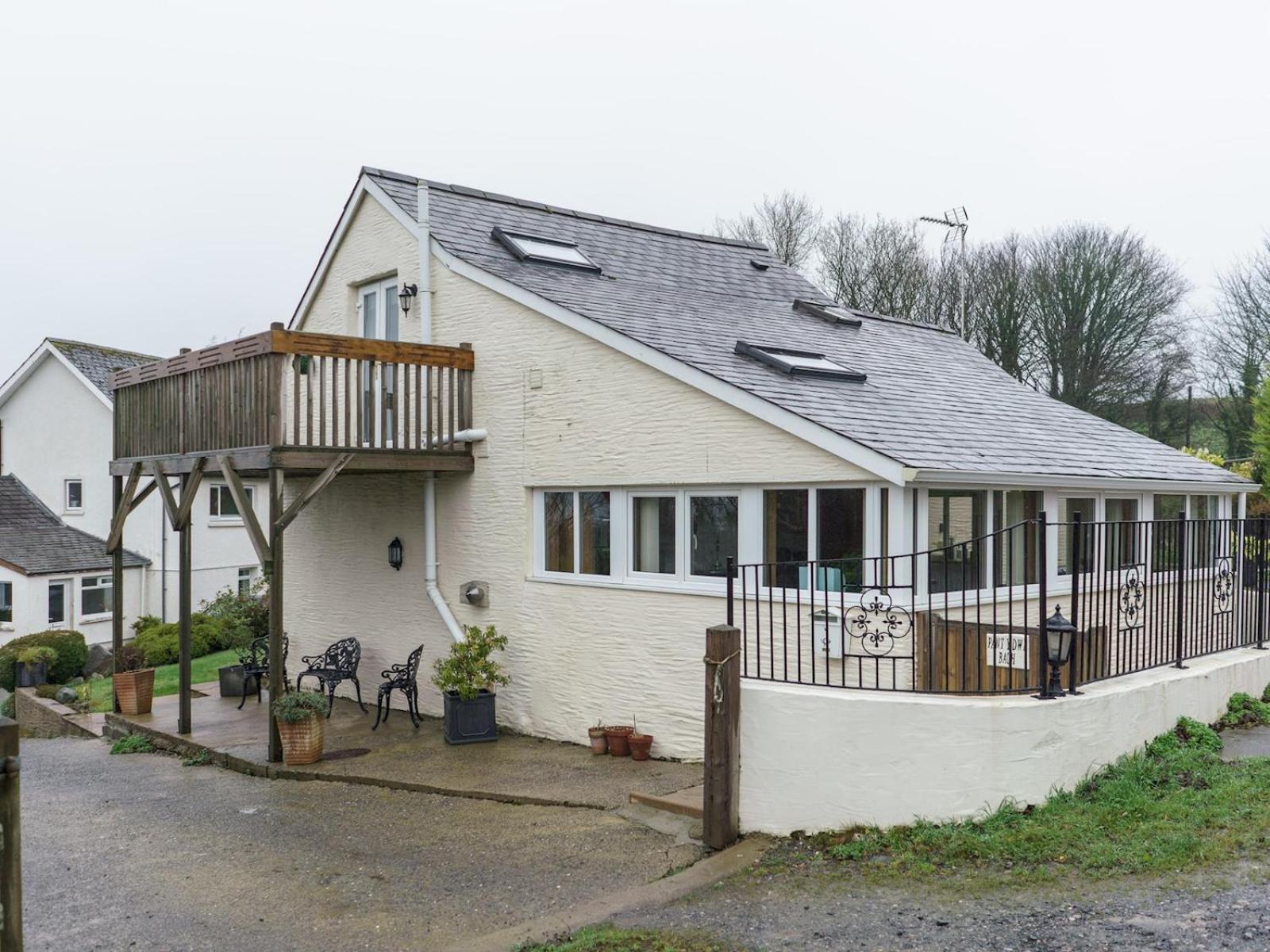 Pass The Keys Peaceful & Coastal 2 Bedroom Cottage Cardigan Buitenkant foto